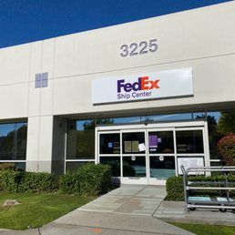 I didn't know about this fedex!! New favorite store