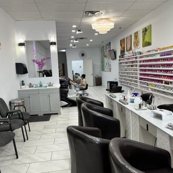 T-Nails & Spa - New management since early 2023 with new owner. We have remodeled the Nails Salon - Nail Salons Near Me - Cleveland, Mississippi T-Nails & Spa - New management since early 2023 with new owner. We have remodeled the Nails Salon - Nail Salons Near Me - Cleveland, Mississippi
