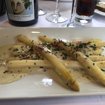 Ambassade d’Auvergne - White asparagus first course - Bistros Near Me - Paris, 75 Ambassade d’Auvergne - White asparagus first course - Bistros Near Me - Paris, 75