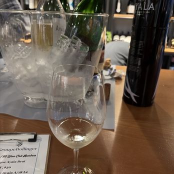 Tacoma Wine Merchants - Wine Tasting Classes Near Me - Tacoma, Washington Tacoma Wine Merchants - Wine Tasting Classes Near Me - Tacoma, Washington