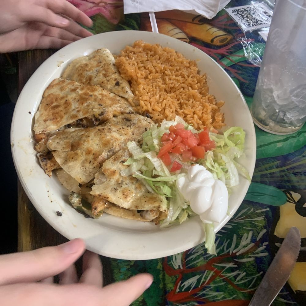 Shrimp and chicken cassadia Shrimp and chicken cassadia