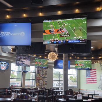 So Cal Grilling Company - Part of the self serve area. - Barbeque Near Me - Bakersfield, California