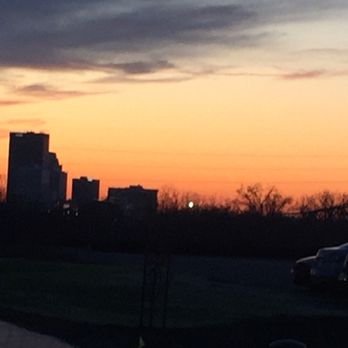 Waterfront Botanical Gardens - Love this sunset view! - Botanical Gardens Near Me - Louisville, Kentucky
