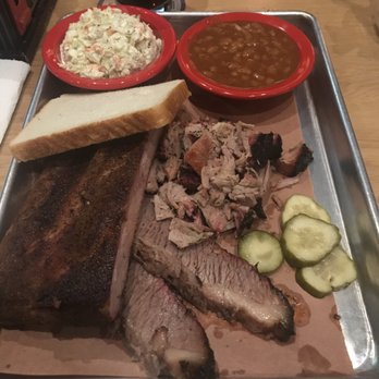 Doc's Commerce Smokehouse - Sliced Brisket, pulled pork, pork ribs - Barbeque Near Me - Milwaukee, Wisconsin Doc's Commerce Smokehouse - Sliced Brisket, pulled pork, pork ribs - Barbeque Near Me - Milwaukee, Wisconsin