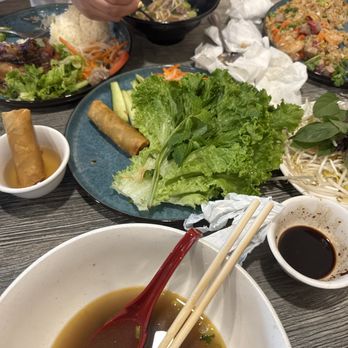 Pho 999 Reseda - Pho, yang chow fried rice, egg rolls, Cơm Gà Rô Ti (House Roasted Chicken) - Vietnamese Near Me - Reseda, California Pho 999 Reseda - Pho, yang chow fried rice, egg rolls, Cơm Gà Rô Ti (House Roasted Chicken) - Vietnamese Near Me - Reseda, California