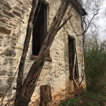 Whitney State Forest - Such a cool house - Parks Near Me - Warrenton, Virginia