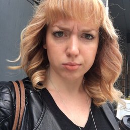 Frizz. Asymmetrical. Wavy bangs. Why.