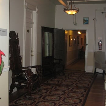 Victorian Hotel - the halls - Hotels Near Me - Vancouver, British Columbia Victorian Hotel - the halls - Hotels Near Me - Vancouver, British Columbia