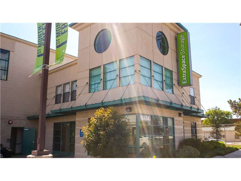 EXTRA SPACE STORAGE Updated August 2024 27 Photos & 41 Reviews