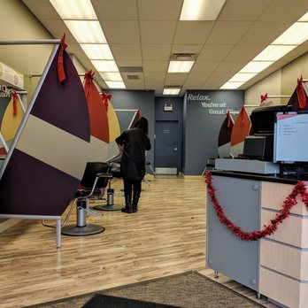 Great Clips Hair Salon - Interior - Hair Salons Near Me - Markham, Ontario