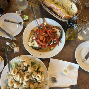 La Casa Bella - Italian Near Me - Brooklyn, New York