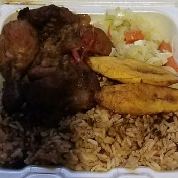 Aunty Joy's Jerk & Pizza - Brown stew chicken - Caribbean Near Me - Chicago, Illinois Aunty Joy's Jerk & Pizza - Brown stew chicken - Caribbean Near Me - Chicago, Illinois
