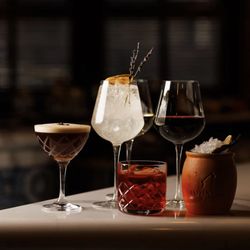Felina Steak - Cocktails