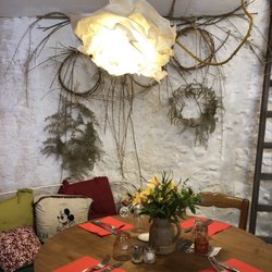 Le Pichet 3 - Corner table