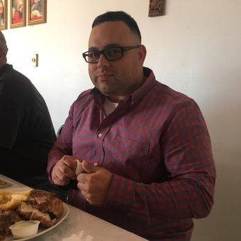 Pollito Con Papas - A half chicken. Pass me another napkin - Peruvian Near Me - Albuquerque, New Mexico Pollito Con Papas - A half chicken. Pass me another napkin - Peruvian Near Me - Albuquerque, New Mexico