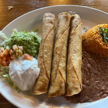 Barcenas Mexican Kitchen - Shredded chicken flauntas with Mexican rice and refried beans. - Mexican Near Me - League City, Texas