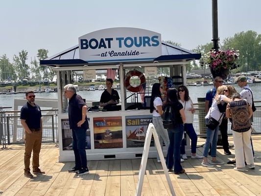 Buffalo River History Tours by null