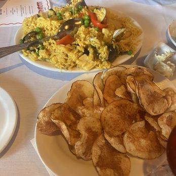 Mallorca - Paella and chips - Spanish Near Me - Cleveland, Ohio