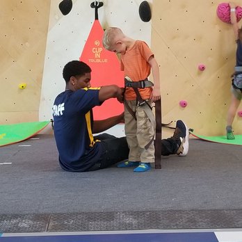 Gravity Extreme Zone - Getting ready for the 30ft rock wall - Trampoline Parks Near Me - Chandler, Arizona Gravity Extreme Zone - Getting ready for the 30ft rock wall - Trampoline Parks Near Me - Chandler, Arizona