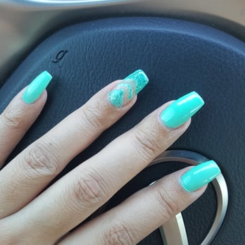 Creative Nails Art & Spa - Nail Salons Near Me - Temecula, California
