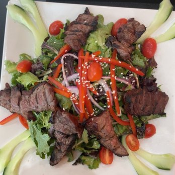 Calafia Kitchen - Thai Beef salad - Breakfast & Brunch Near Me - Livermore, California