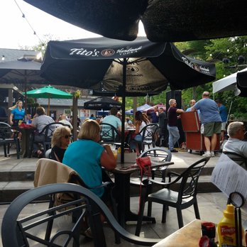 Redhawk Grille - American Near Me - Painesville, Ohio