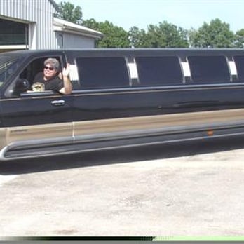 1. Lee's Limousine