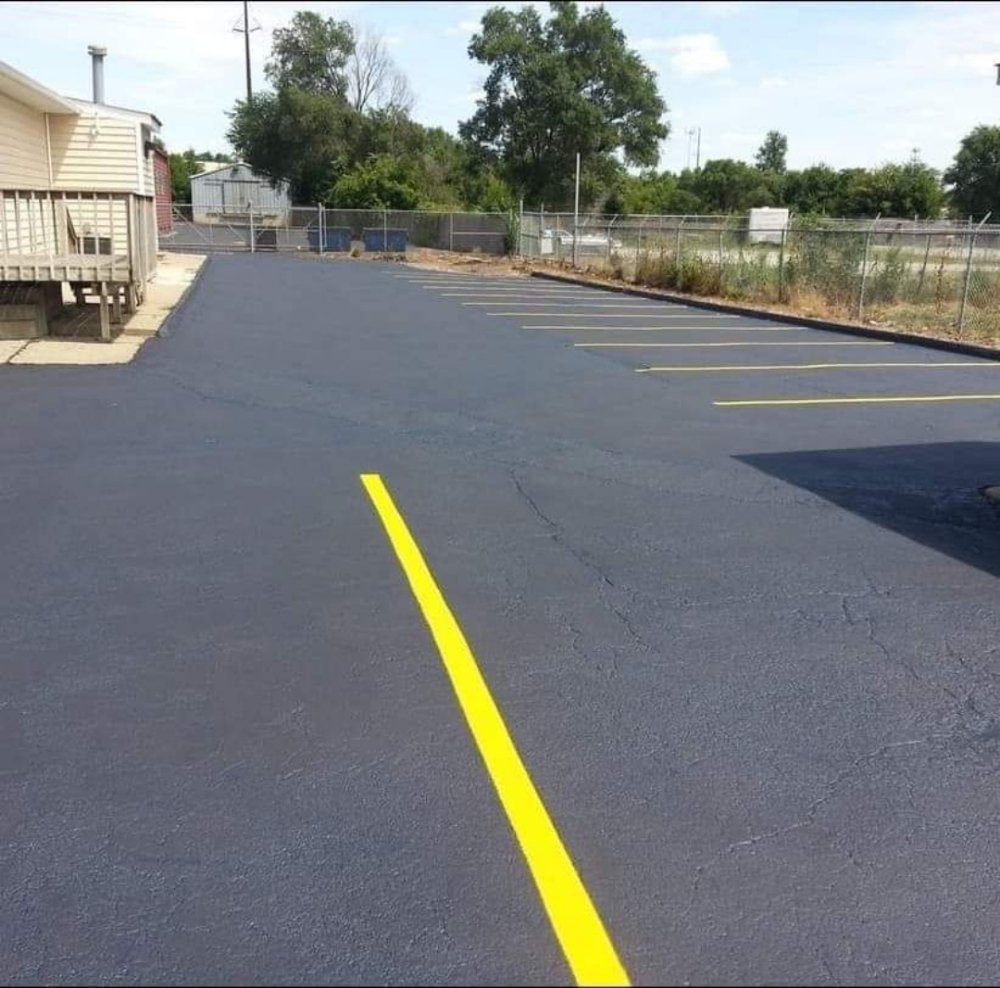 D & R ASPHALT SEALING & ASPHALT REPAIR Updated August 2024 Des