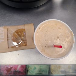 7-Eleven - Flat white coffee and macadamia nut cookie