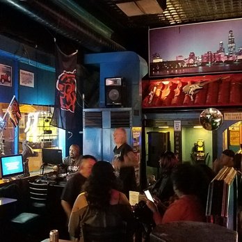 Dino's Bar - Sports Bars Near Me - Chicago, Illinois