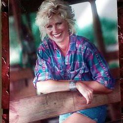 Victoria Love - Lightening psychic medium,certified life coach,animal communicator rescuer,licensed hypnotist,past life regression,grief closure.