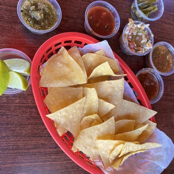 3 Hermanos Taqueria - Chips & sauce from Salsa Bar - Mexican Near Me - Lincoln, California 3 Hermanos Taqueria - Chips & sauce from Salsa Bar - Mexican Near Me - Lincoln, California