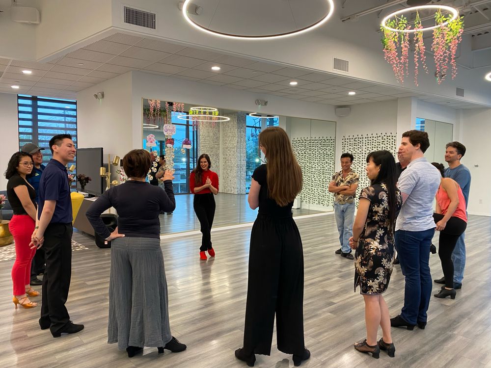 Fred Astaire Dance Studios Logo