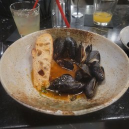 Vietnam Cajun Mussels