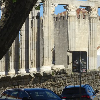 Templo Romano - Templo Romano de Evora - Religious Organizations Near Me - Évora, 07