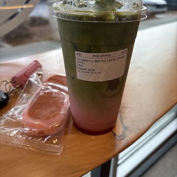 Dalkom Cafe - Strawberry matcha / strawberry cake - Coffee & Tea Near Me - Pooler, Georgia Dalkom Cafe - Strawberry matcha / strawberry cake - Coffee & Tea Near Me - Pooler, Georgia