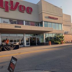 Hy-Vee