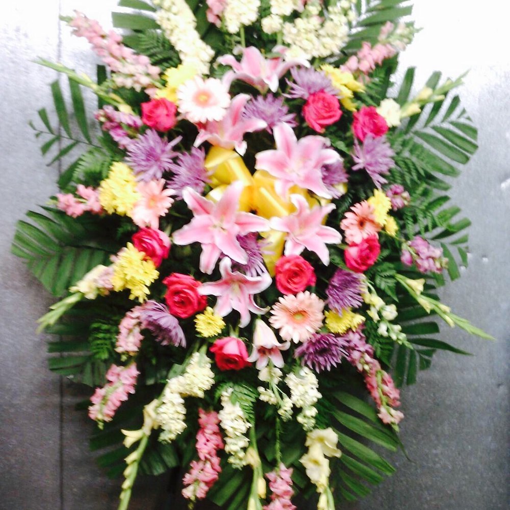 Wakefield Florists - Florists Near Me - Los Angeles, California Wakefield Florists - Florists Near Me - Los Angeles, California