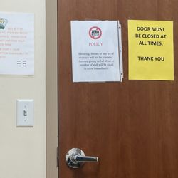Suncoast Urgent Care- Spring Hill - Sign trying to calm the sick people or their loved ones down who waited for 3 hours to be done with this visit