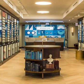 Warby Parker Armitage Ave - Eyewear & Opticians Near Me - Chicago, Illinois