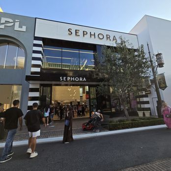 SEPHORA - Storefront - Cosmetics & Beauty Supply Near Me - Los Angeles, California SEPHORA - Storefront - Cosmetics & Beauty Supply Near Me - Los Angeles, California
