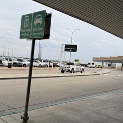 Lubbock Preston Smith International Airport - Ride share, taxi, & limo pick up