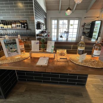 Bowman Cellars - Wine Tasting Room Near Me - Graton, California