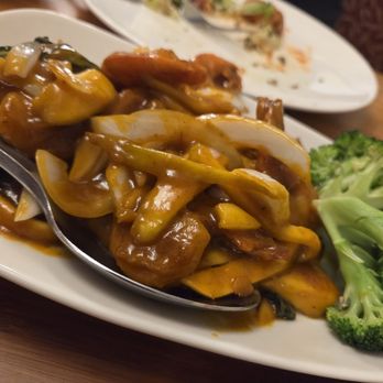 Burma Berkeley - Mango shrimp - Burmese Near Me - Berkeley, California Burma Berkeley - Mango shrimp - Burmese Near Me - Berkeley, California