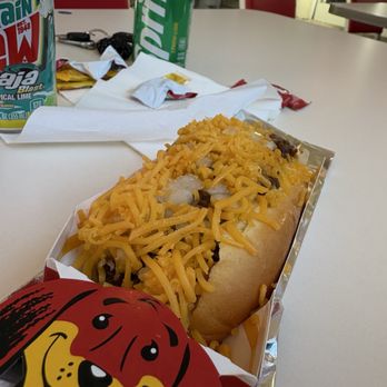 Tail O' The Pup - Chili Dog - Burgers Near Me - West Hollywood, California Tail O' The Pup - Chili Dog - Burgers Near Me - West Hollywood, California