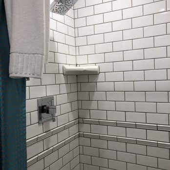 Shoshone Inn - Beautiful tile work in the shower with a great showerhead and water pressure! - Hotels Near Me - Shoshone, California Shoshone Inn - Beautiful tile work in the shower with a great showerhead and water pressure! - Hotels Near Me - Shoshone, California