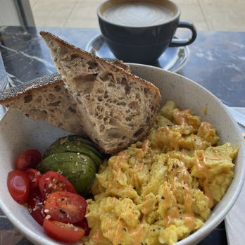 Drip House Cafe - Breakfast bowl - Cafes Near Me - Ottawa, Ontario