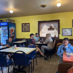 Frankie's Village Restaurant - Great community setting and atmosphere!