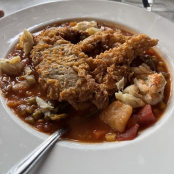 Mama's on the Half Shell - Maryland Crab Soup (Bowl) Cream of Crab Bowl with Soft Shell - Bars Near Me - Baltimore, Maryland
