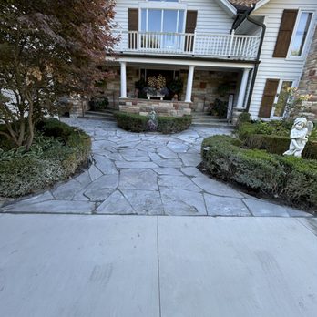 1. Lakeview Lawncare & Projects